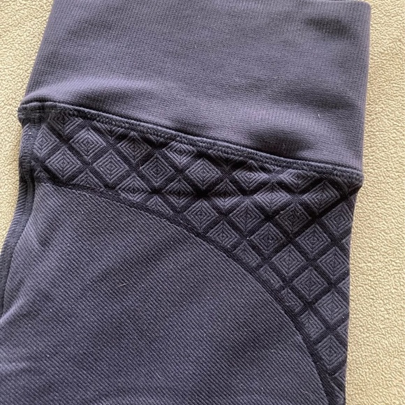 Avocado Leggings - Picture 2 of 7